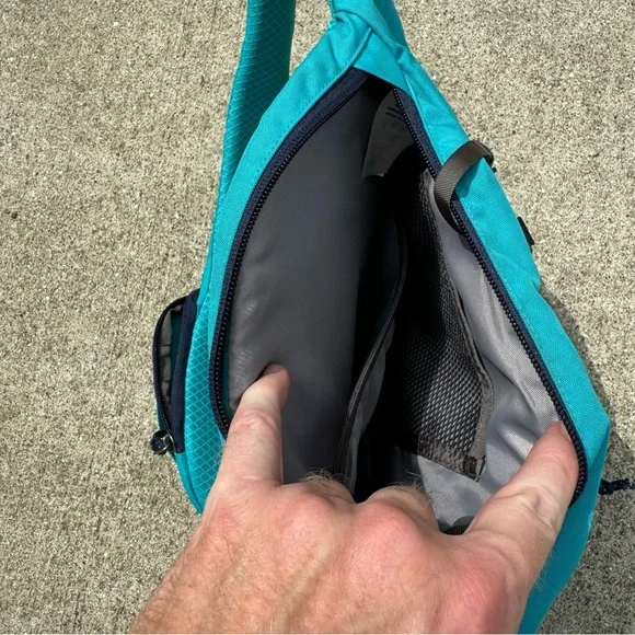 Patagonia Atom 8L Sling Bag Backpack Discontinued 3-Point Support Model 48260